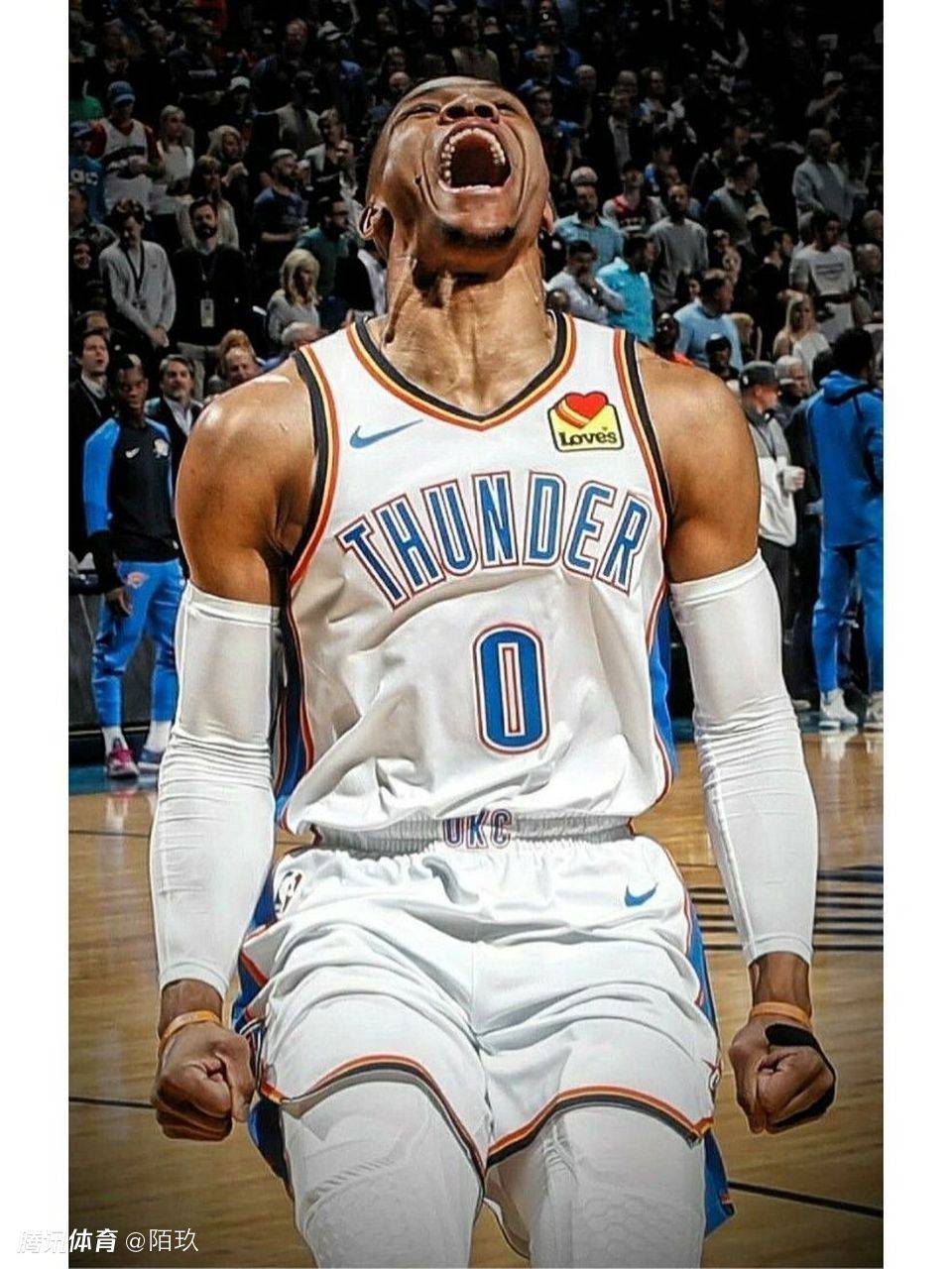 足球英超球队内部录像流出，球员争吵曝光（英超俱乐部内部视频泄露，球员争执画面曝光）