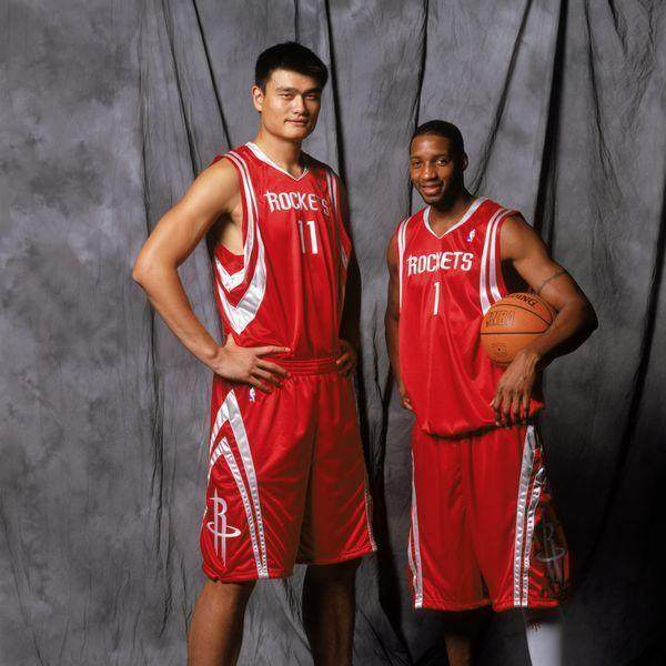 斯洛特：基耶萨生病了，加克波踢利兹联伤了将缺席几周（斯洛特：基耶萨因病缺阵，加克波战利兹联受伤将休战数周）