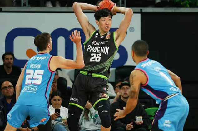 从小透明到全网讨论（从默默无闻到全网热议）