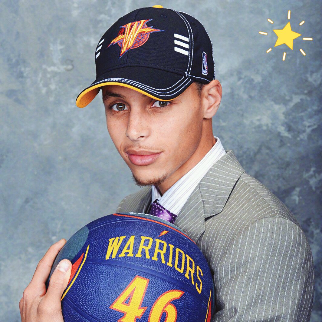 跟队记者：迈尼昂看起来不会续约，但阿莱格里仍在试图说服他（随队记者：迈尼昂大概率不续约，阿莱格里仍在努力游说）