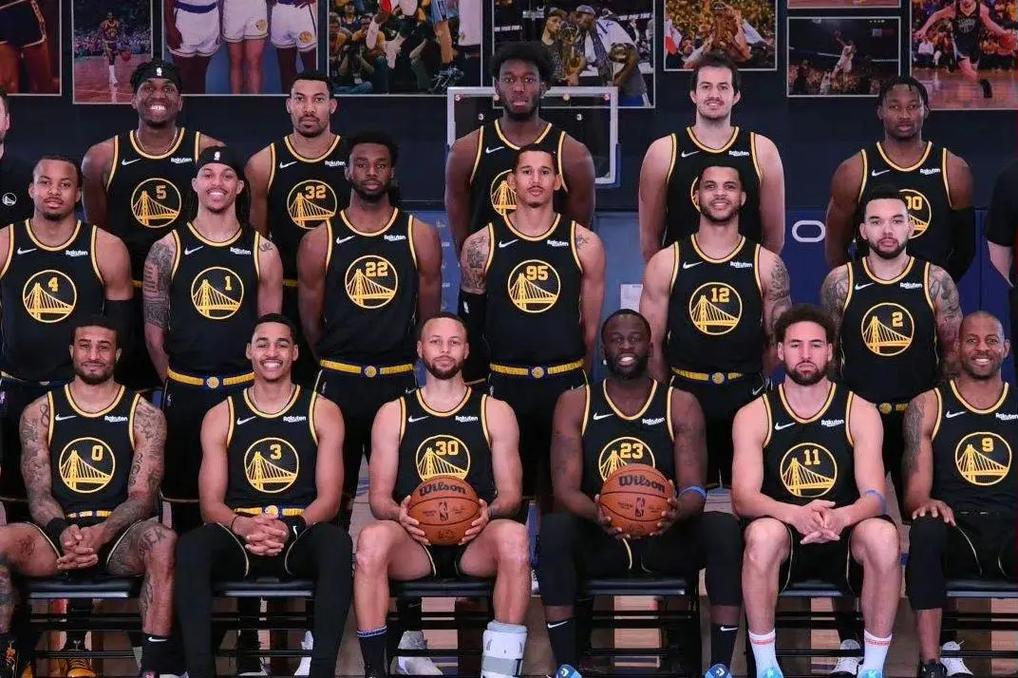 安东尼奥：阵容大调整是要考察队员，同时保障队员健康（安东尼奥：实施大轮换为考察队员，兼顾队员健康）