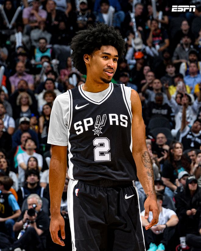 曝皇马已解雇阿隆索！踢曼城后正式官宣 42岁青训传奇任临时教练（传皇马解雇阿隆索：战曼城后将官宣，42岁青训名宿出任临时主帅）