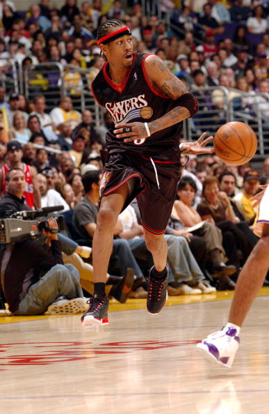 亨利：维尼修斯给了布拉德利喘息的空间，他施加的压力不够大（亨利：维尼修斯让布拉德利有了喘息机会，逼抢力度不足）