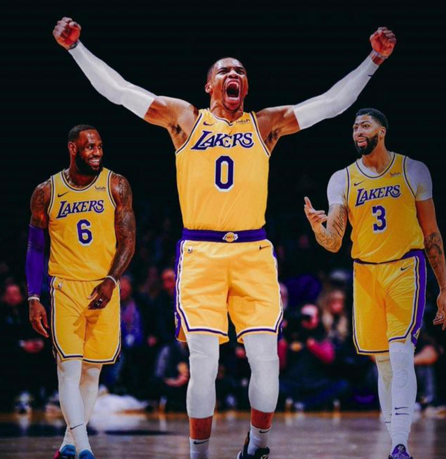 索内斯：萨拉赫不配进首发，他认为不必努力去争夺一席之地（索内斯：萨拉赫不该首发，自认无需为位置而努力）