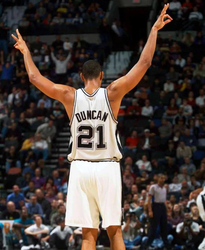 打入制胜球，达尼洛成历史首位两夺欧冠+两夺解放者杯的球员（达尼洛绝杀缔造历史：成首位两夺欧冠、两夺解放者杯的球员）